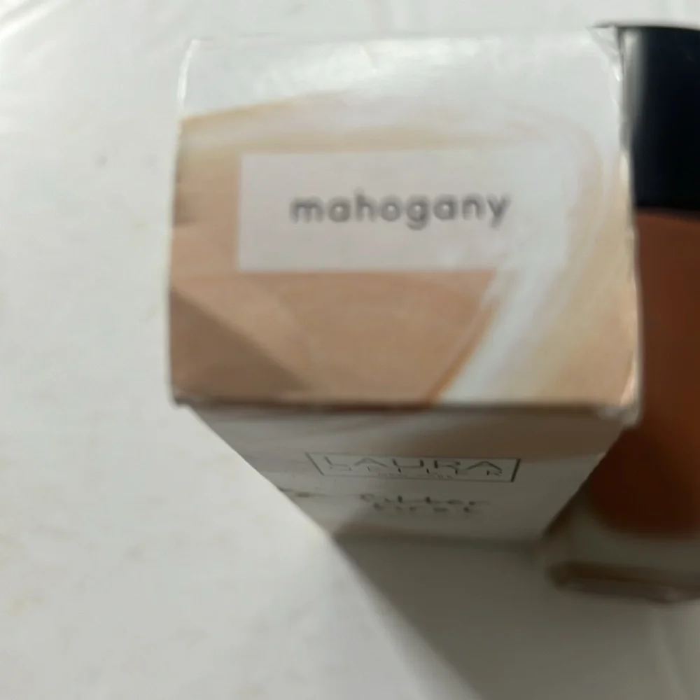 LAURA GELLER NEWYORK FILTER FIRST LUMINOUS FOUNDATION 1fl. oz 30ml‎